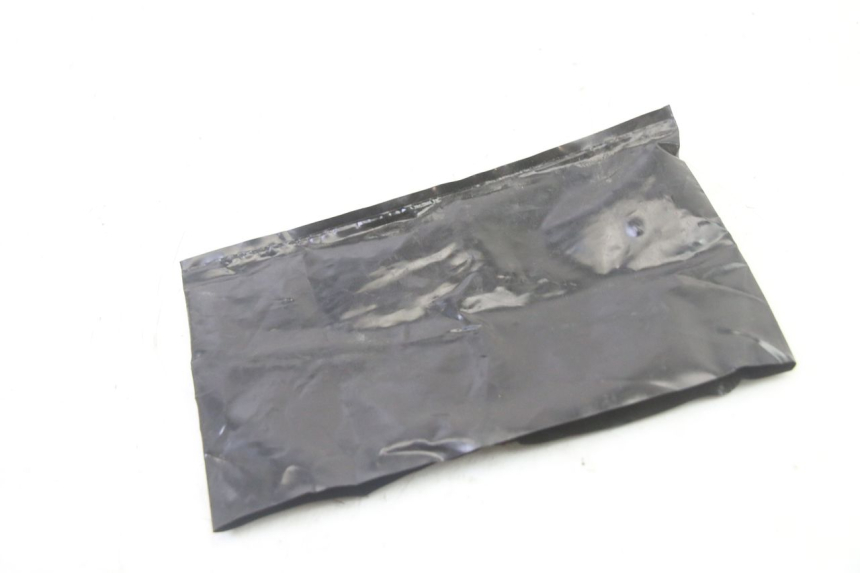 photo de JUEGO HERRAMIENTAS PIAGGIO MP3 RL 250 (2006 - 2010) - Zoom estado de uso