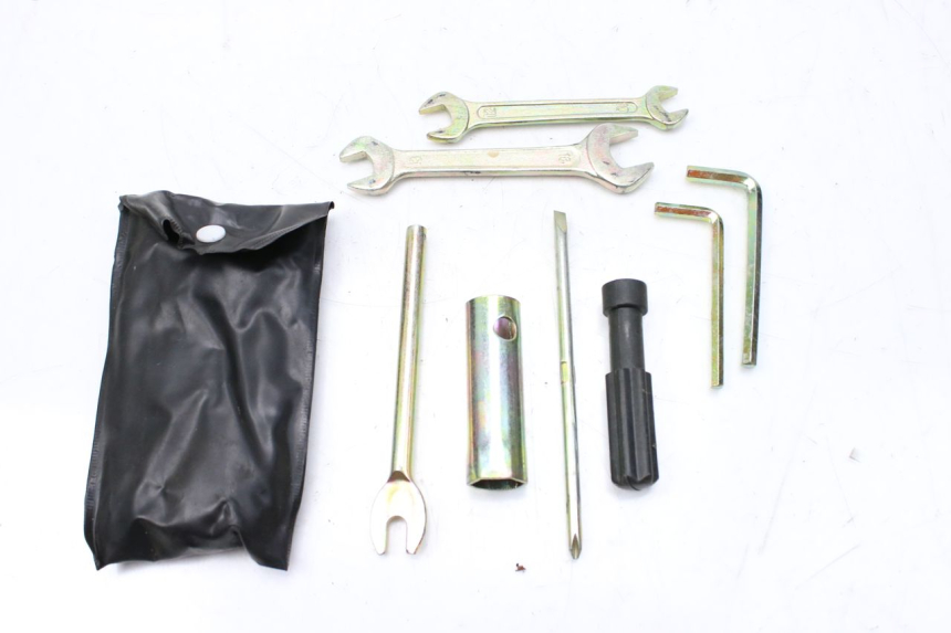 photo de KIT DE HERRAMIENTAS KEEWAY OUTLOOK 125 (2007 - 2013) - Vista principal