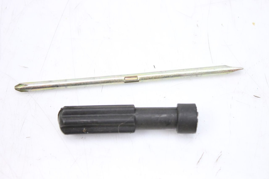 photo de KIT DE HERRAMIENTAS KEEWAY OUTLOOK 125 (2007 - 2013) - Vista general del producto