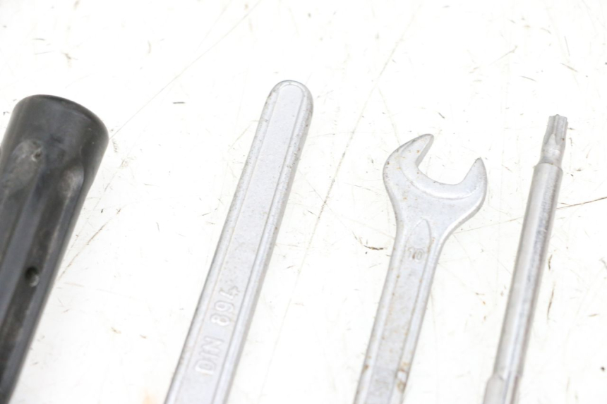 photo de JUEGO HERRAMIENTAS BMW R GS 1250 (2021 - 2024) - Vista general del producto