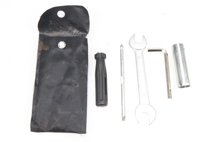 photo de JUEGO HERRAMIENTAS TNT MOTOR ROMA 10' 4T 50 (2007 - 2018) - Vista principal