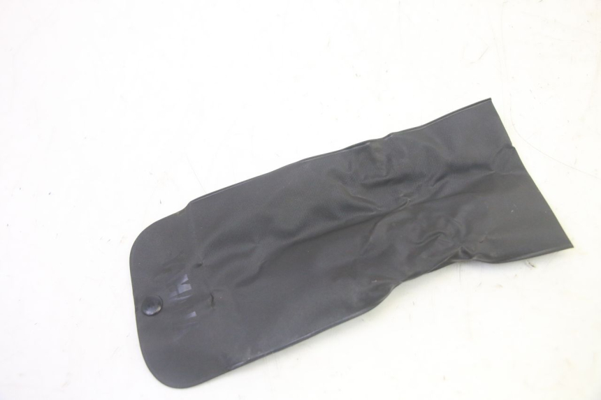 photo de JUEGO HERRAMIENTAS YAMAHA TRICITY 300 (2020 - 2024) - Detalle de la pieza