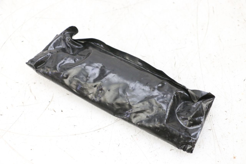 photo de JUEGO HERRAMIENTAS PIAGGIO VESPA GTS SUPER IE 125 (2009 - 2016) - Detalle de la pieza