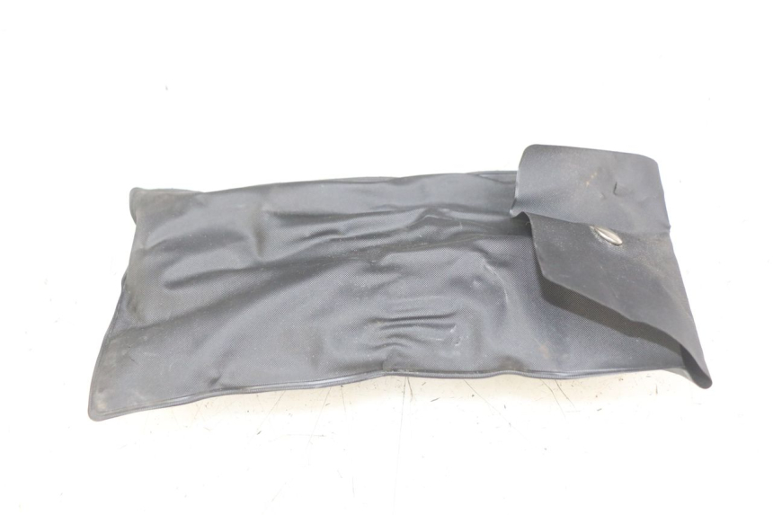 photo de KIT DE HERRAMIENTAS YAMAHA XMAX X-MAX 125 (2006 - 2009) - Otra perspectiva