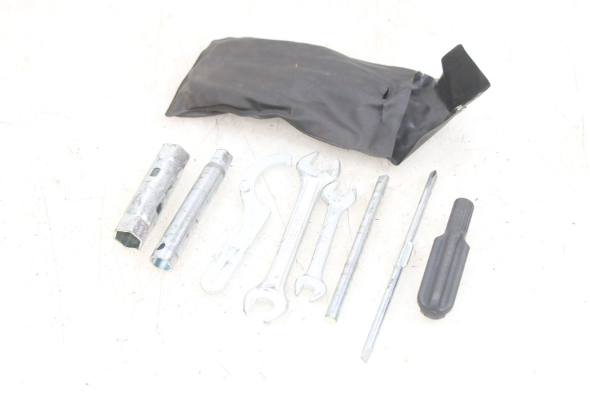 photo de KIT DE HERRAMIENTAS YAMAHA X-MAX XMAX 250 (2006 - 2009) - Vista principal
