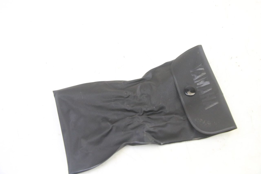 photo de JUEGO HERRAMIENTAS YAMAHA XMAX X-MAX 125 (2021 - 2025) - Zoom estado de uso