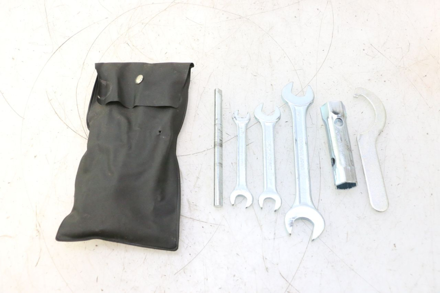 photo de KIT DE HERRAMIENTAS YAMAHA XMAX X-MAX 125 (2006 - 2009) - Vista principal