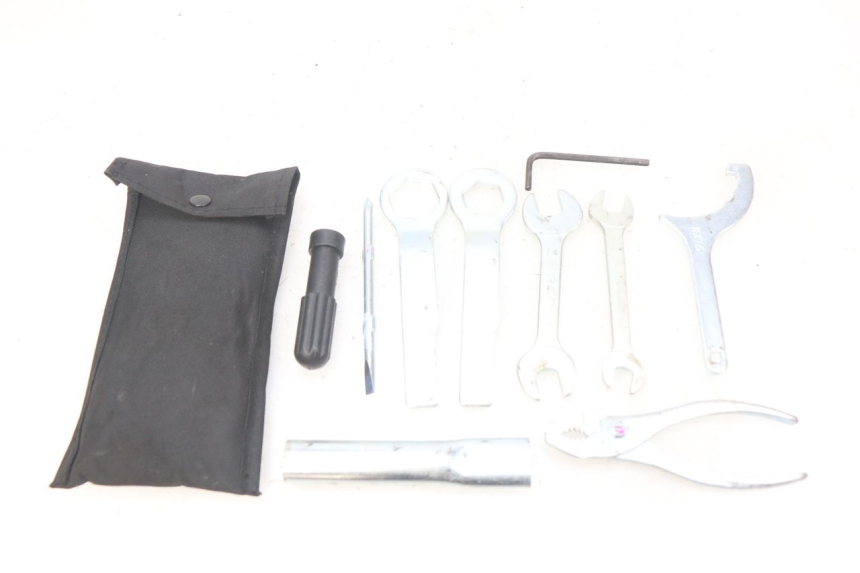 photo de KIT DE HERRAMIENTAS KAWASAKI Z 650 (2016 - 2019) - Vista principal