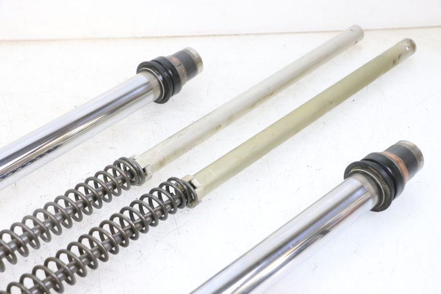 photo de BARRA HORQUILLA HONDA CR 85 (2003 - 2007) - Zoom sobre los componentes