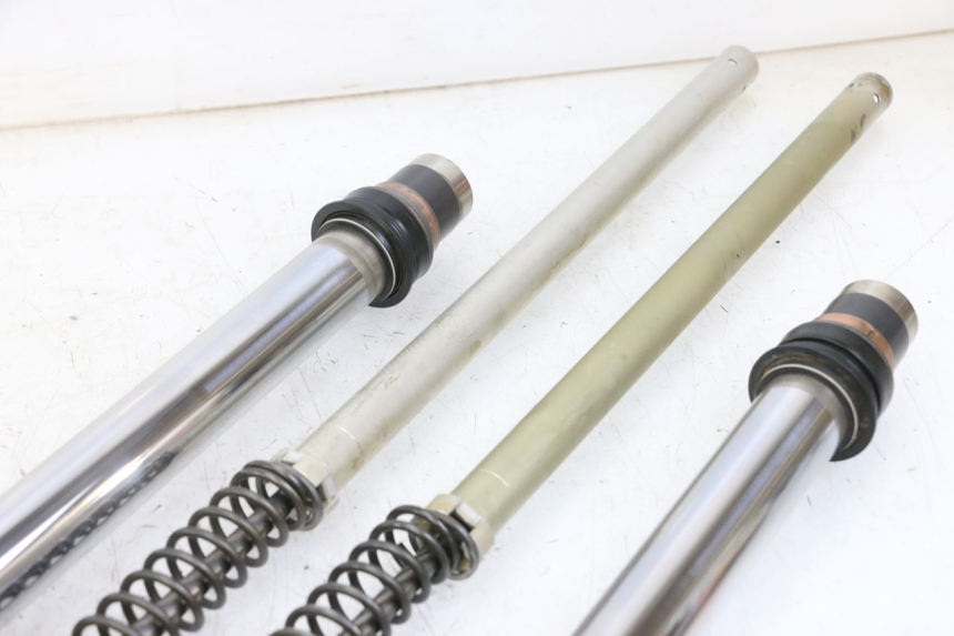 photo de BARRA HORQUILLA HONDA CR 85 (2003 - 2007) - Inspección visual detallada