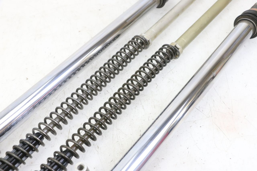 photo de BARRA HORQUILLA HONDA CR 85 (2003 - 2007) - Enfoque en la estructura