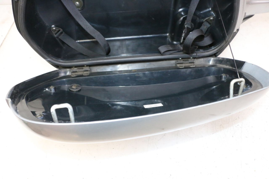 photo de MALETA DERECHA HONDA NTV DEAUVILLE 650 (2001 - 2006) - Zoom estado de uso