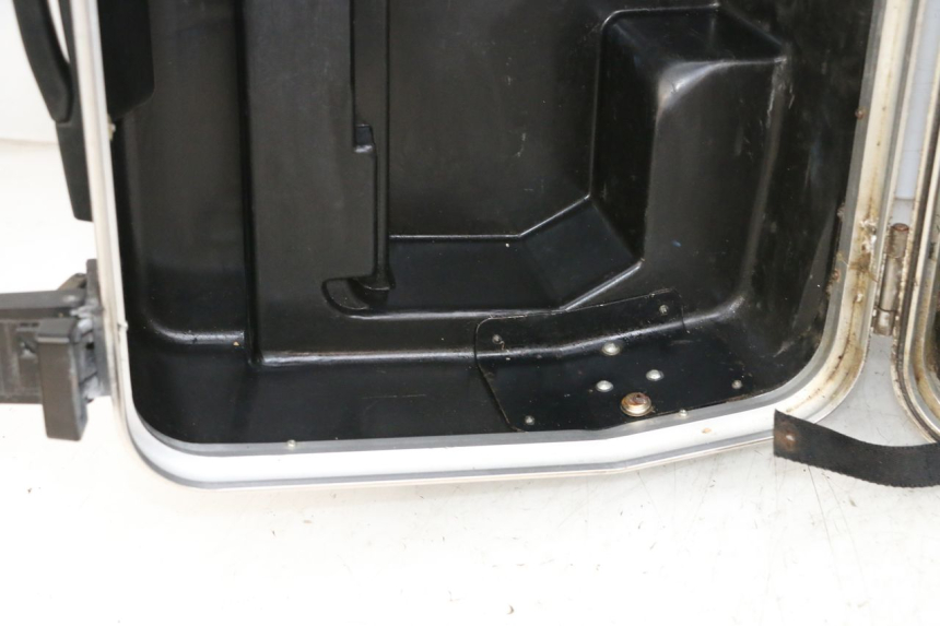 photo de MALETA IZQUIERDA KAWASAKI GTR 1000 (1994 - 2004) - Estado de la superficie y material