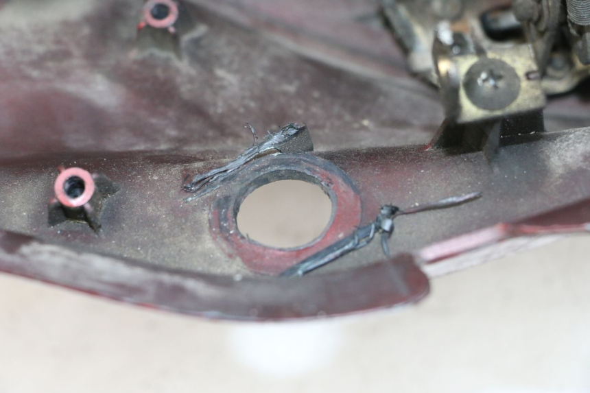 photo de MALETA IZQUIERDA HONDA NTV DEAUVILLE 650 (1998 - 2001) - Marcados y referencias originales