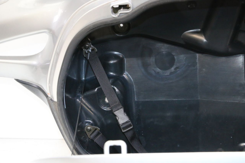 photo de MALETA IZQUIERDA HONDA NTV DEAUVILLE 650 (2001 - 2006) - Otra perspectiva