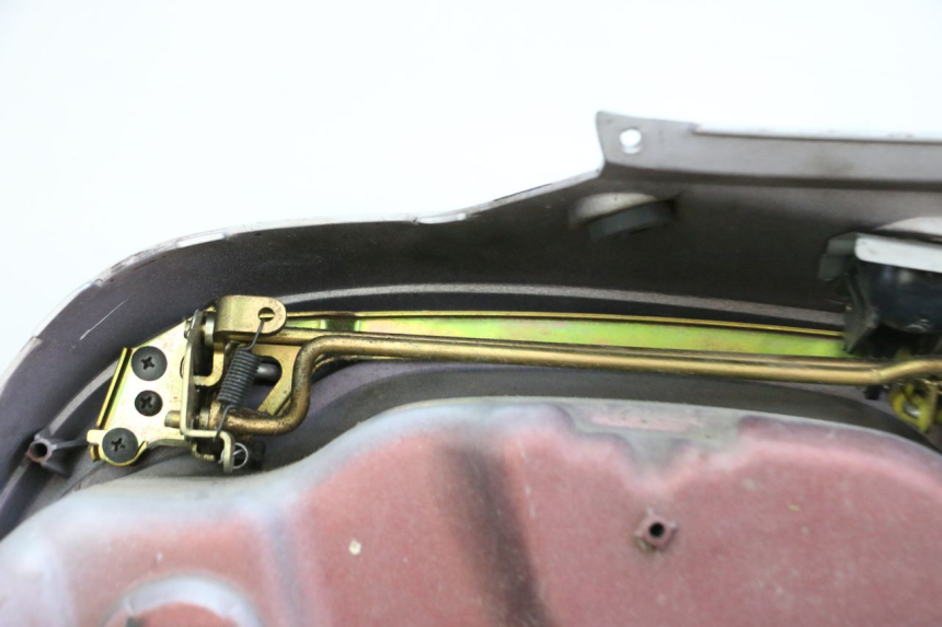 photo de MALETA IZQUIERDA HONDA NTV DEAUVILLE 650 (2001 - 2006) - Estado de la superficie y material