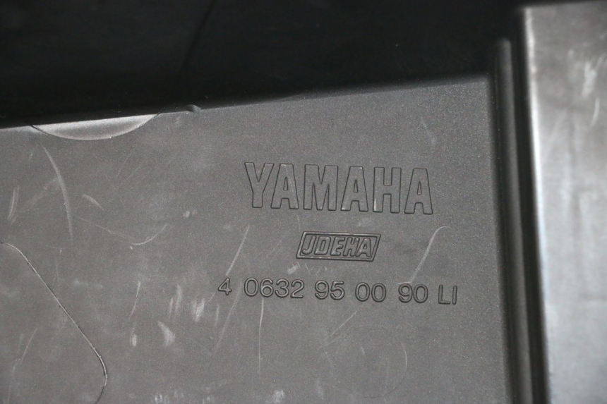 photo de MALETA IZQUIERDA YAMAHA TDM ABS 900 (2002 - 2014) - Zoom sobre los componentes