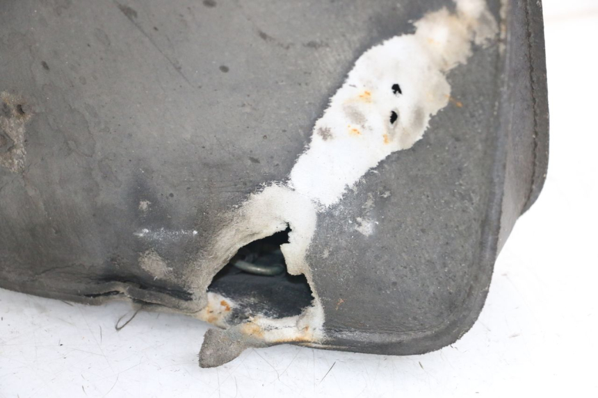 photo de MALETA SUZUKI GZ MARAUDER 125 (1998 - 2004) - Otra vista del artículo