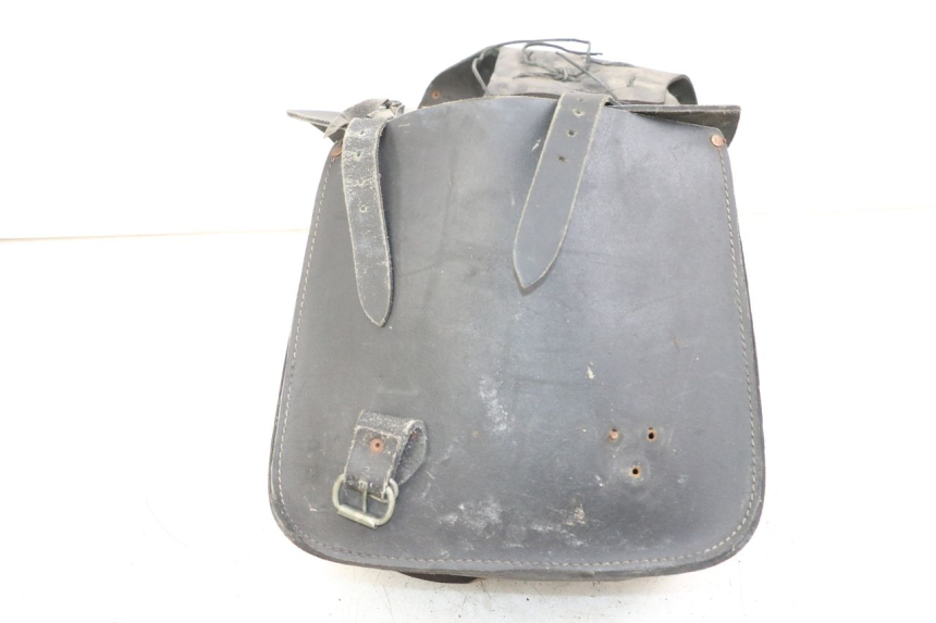 photo de MALETA SUZUKI GZ MARAUDER 125 (1998 - 2004) - Ángulo de visión alternativo