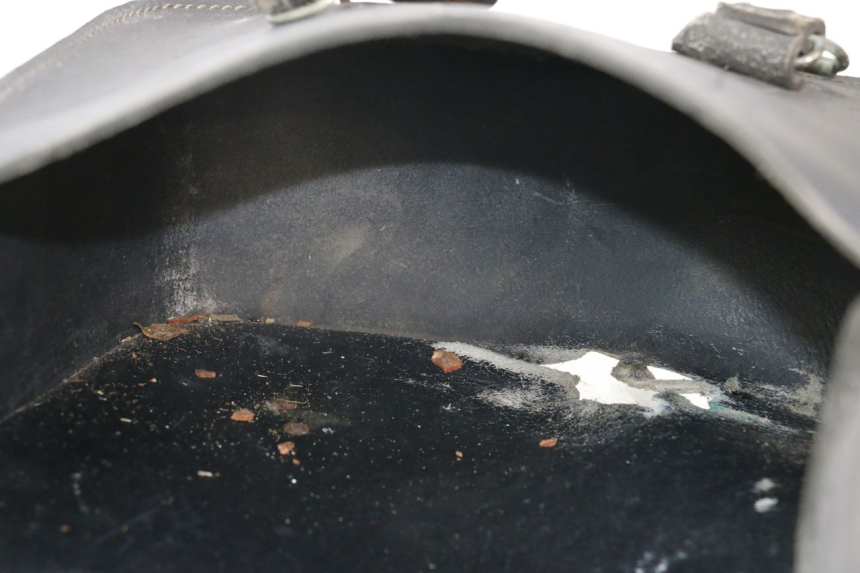 photo de MALETA SUZUKI GZ MARAUDER 125 (1998 - 2004) - Otra perspectiva