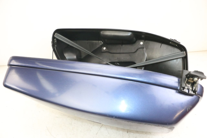 photo de MALETA APRILIA SCARABEO GT 125 (1999 - 2007) - Características distintivas