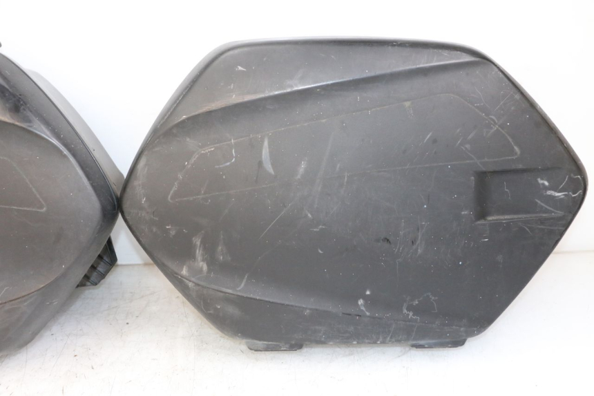 photo de MALETA YAMAHA TDM ABS 900 (2002 - 2014) - Foto de producto adicional