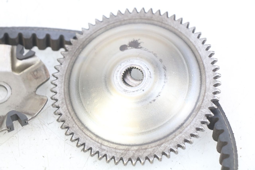 photo de VARIADOR KYMCO AGILITY 16+ 4T 50 (2018 - 2023) - Primer plano técnico