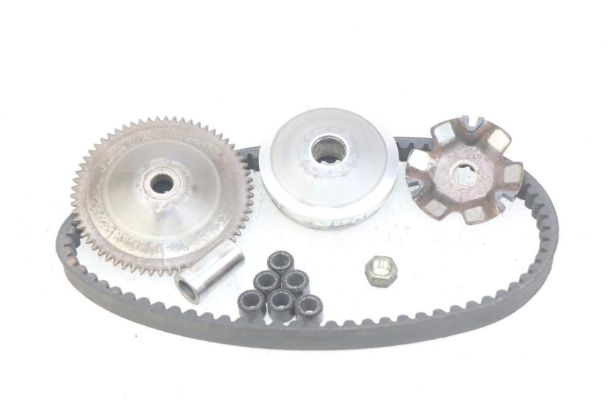 photo de VARIADOR KYMCO AGILITY 4T 50 (2005 - 2018) - Detalles de los puntos de fijación