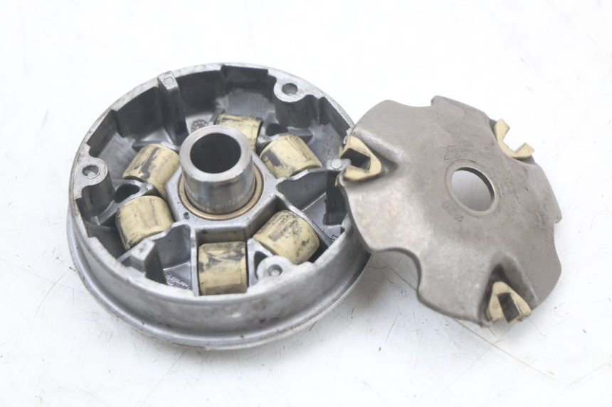 photo de VARIADOR KYMCO AGILITY 4T 50 (2018 - 2022) - Otra perspectiva