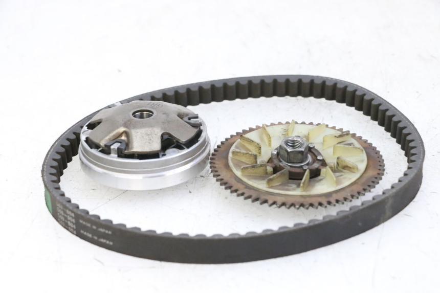 photo de VARIADOR KYMCO AGILITY 4T 50 (2018 - 2022) - Zoom estado de uso