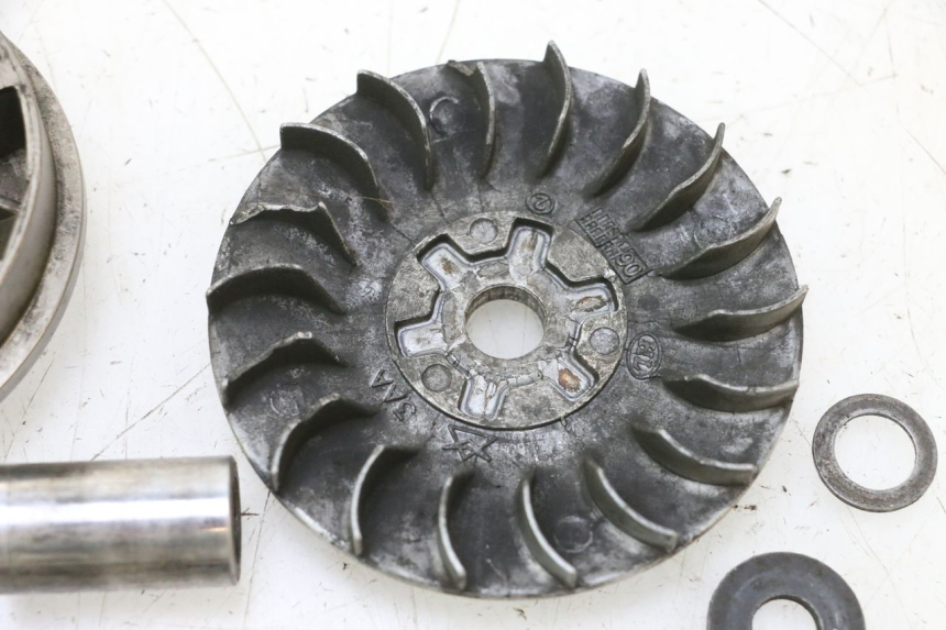 photo de VARIADOR MBK BOOSTER ROCKET 50 (1995 - 1998) - Características distintivas