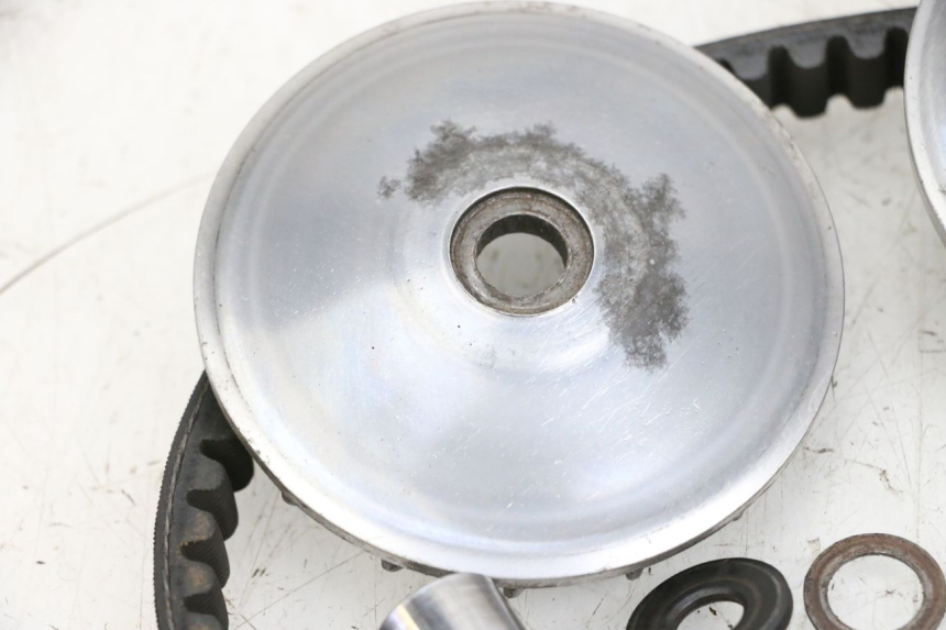 photo de VARIADOR MBK BOOSTER SPIRIT 50 (2004 - 2017) - Primer plano técnico