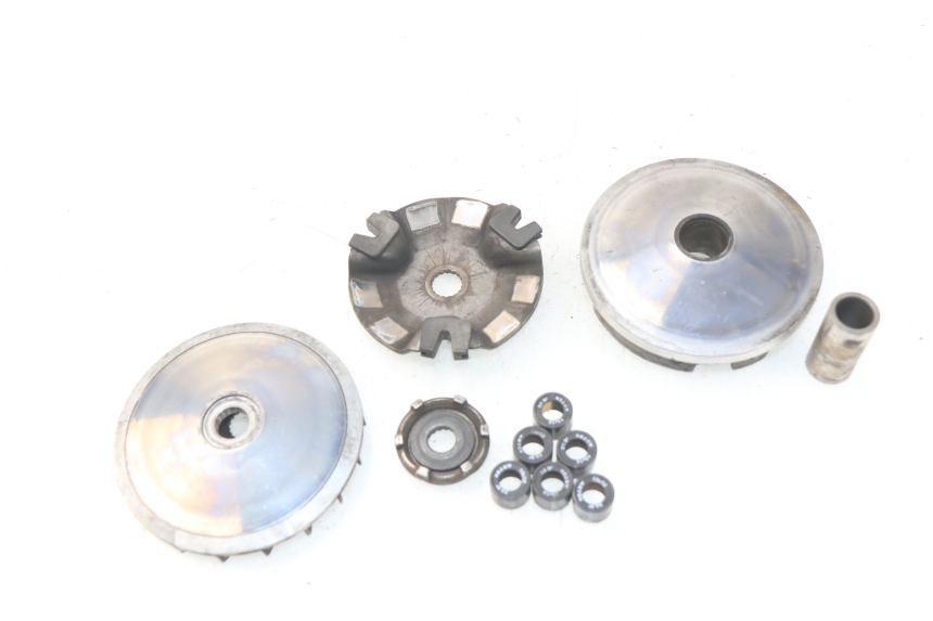 photo de VARIADOR MBK BOOSTER SPIRIT NAKED 50 (2004 - 2017) - Otra perspectiva