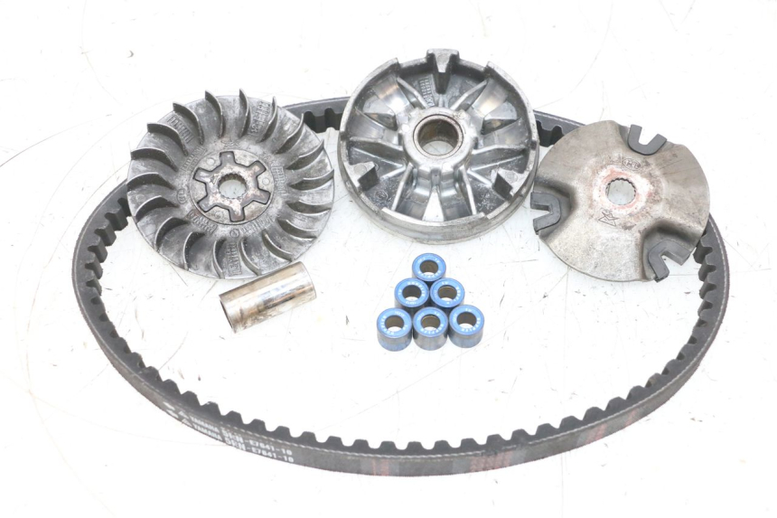 photo de VARIADOR MBK BOOSTER SPIRIT NAKED 50 (2004 - 2017) - Vista principal