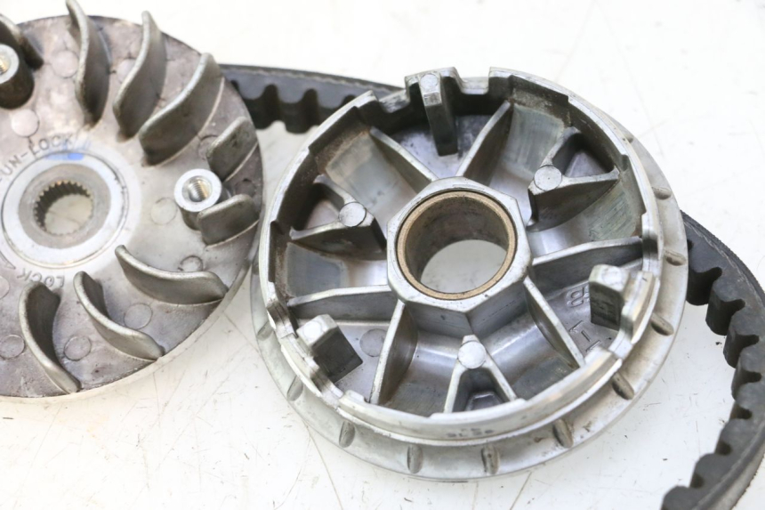 photo de VARIADOR TGB CITY RS 50 (2011 - 2016) - Estado de la superficie y material
