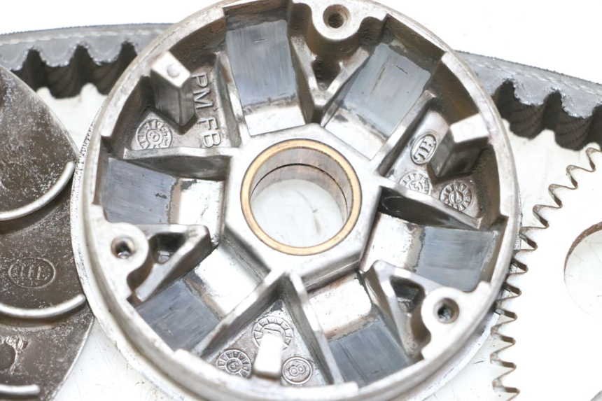 photo de VARIADOR PEUGEOT CITYSTAR 50 (2013 - 2017) - Primer plano de alta resolución