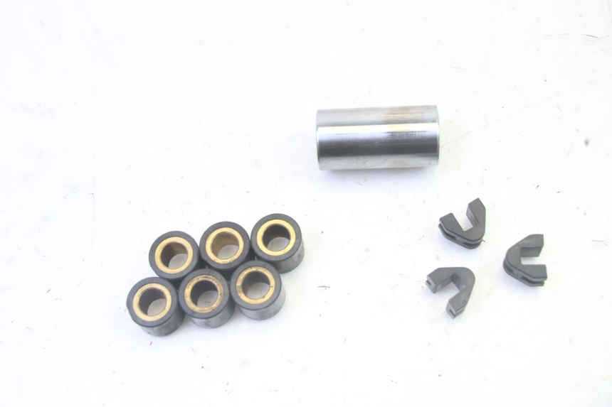 photo de VARIADOR PEUGEOT CITYSTAR 50 (2013 - 2017) - Detalles de los puntos de fijación