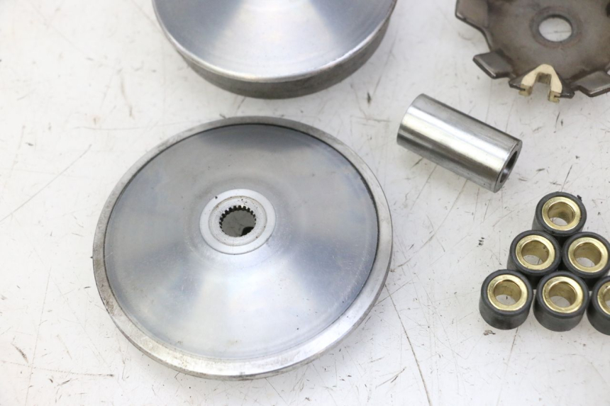 photo de VARIADOR PEUGEOT CITYSTAR 50 (2013 - 2017) - Otra perspectiva