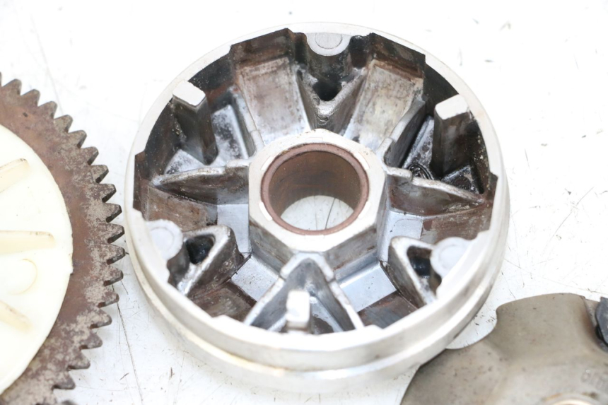 photo de VARIADOR LONGJIA DIGITA 4T 50 (2019 - 2022) - Estado de la superficie y material