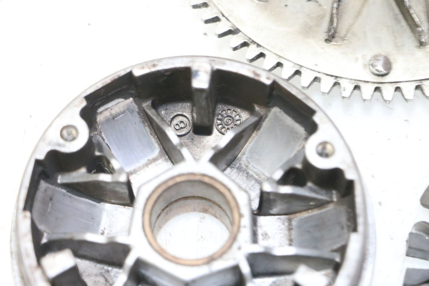 photo de VARIADOR PEUGEOT ELYSTAR 50 (2002 - 2014) - Estado de la superficie y material