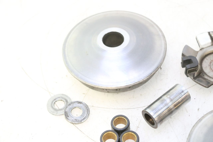 photo de VARIADOR HONDA FES PANTHEON 125 (2003 - 2007) - Otra perspectiva