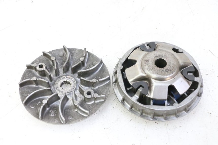 photo de VARIADOR HONDA FES S-WING SWING ABS 125 (2007 - 2015) - Otra perspectiva