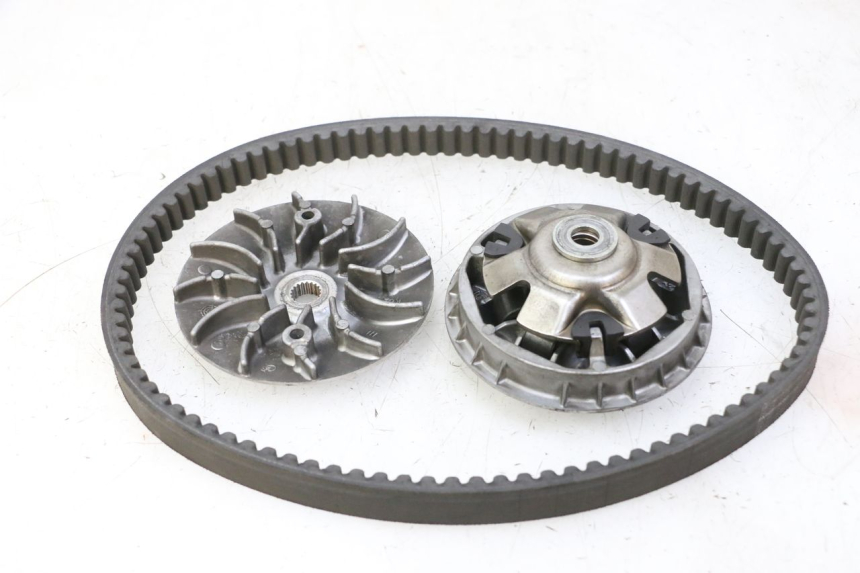 photo de VARIADOR HONDA FES S-WING SWING ABS 125 (2007 - 2015) - Detalle de la pieza