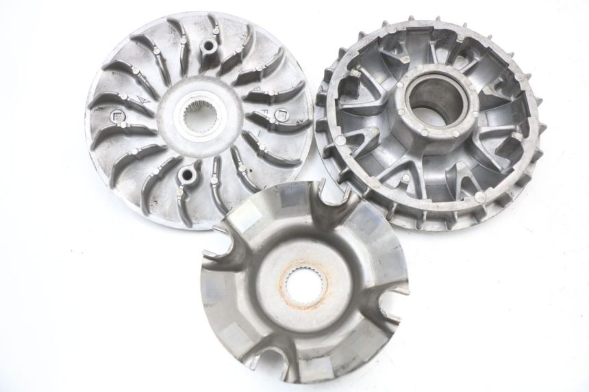 photo de VARIADOR HONDA FJS SILVER WING SILVERWING 400 (2005 - 2008) - Primer plano técnico