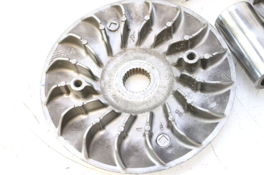 photo de VARIADOR HONDA FJS SILVER WING SILVERWING 400 (2005 - 2008) - Ángulo de visión alternativo