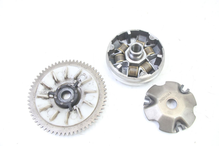 photo de VARIADOR VENESI FLY RETRO 4T 50 (2020 - 2025) - Otra perspectiva