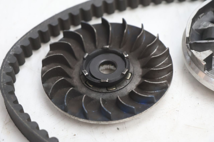 photo de VARIADOR KEEWAY FOCUS 50 (2006 - 2009) - Otra vista del artículo