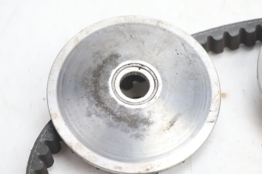 photo de VARIADOR KEEWAY FOCUS 50 (2006 - 2009) - Detalles de los puntos de fijación