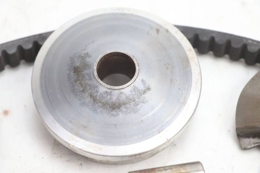 photo de VARIADOR KEEWAY FOCUS 50 (2006 - 2009) - Estado de la superficie y material