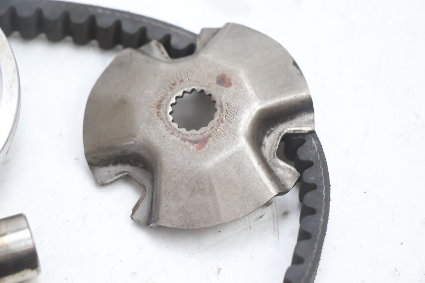 photo de VARIADOR KEEWAY FOCUS 50 (2006 - 2009) - Recambio usado revisado